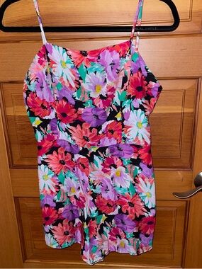 Bright Floral Spaghetti Strap Romper - Women’s M - NWOT